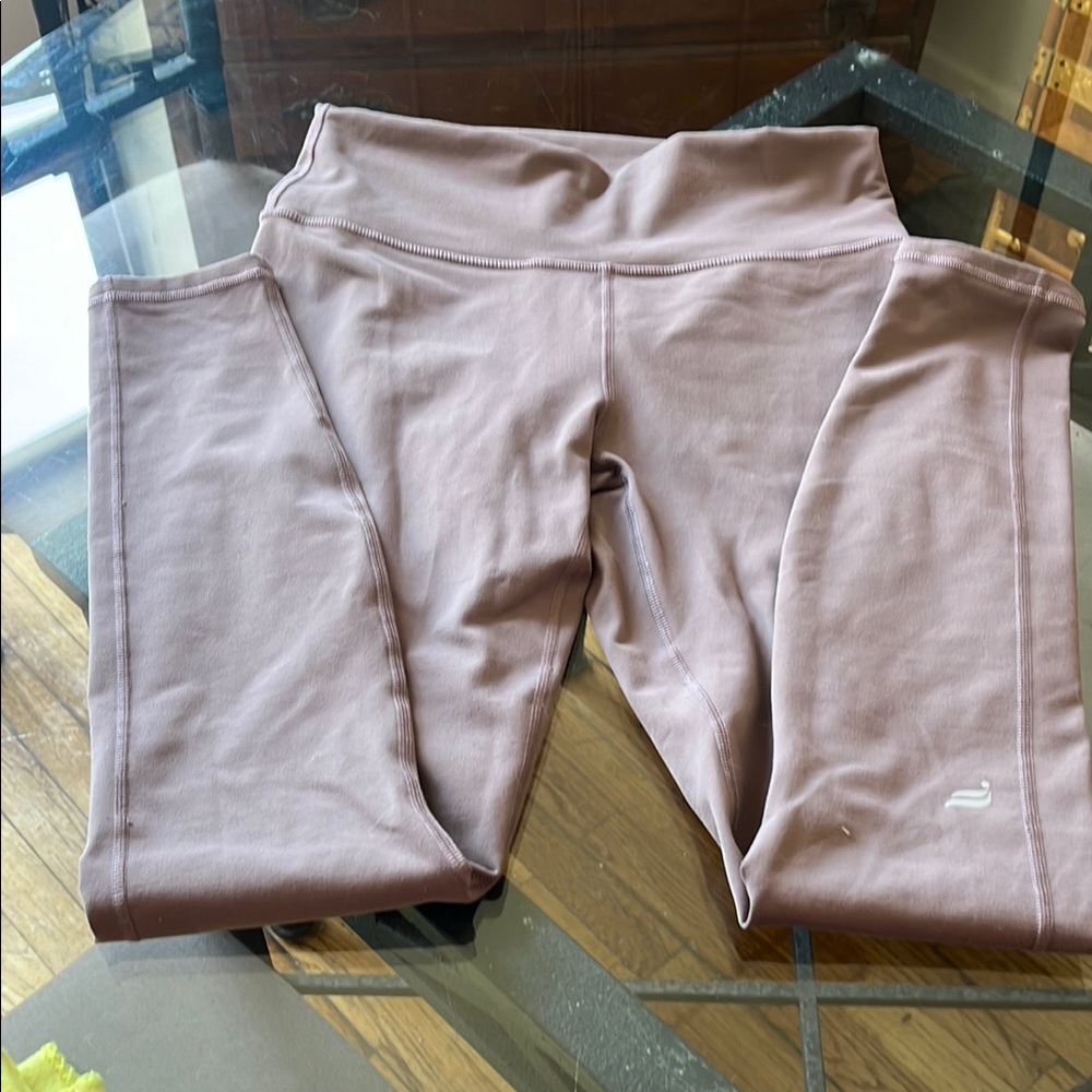 Women’s Fabletics leggings
